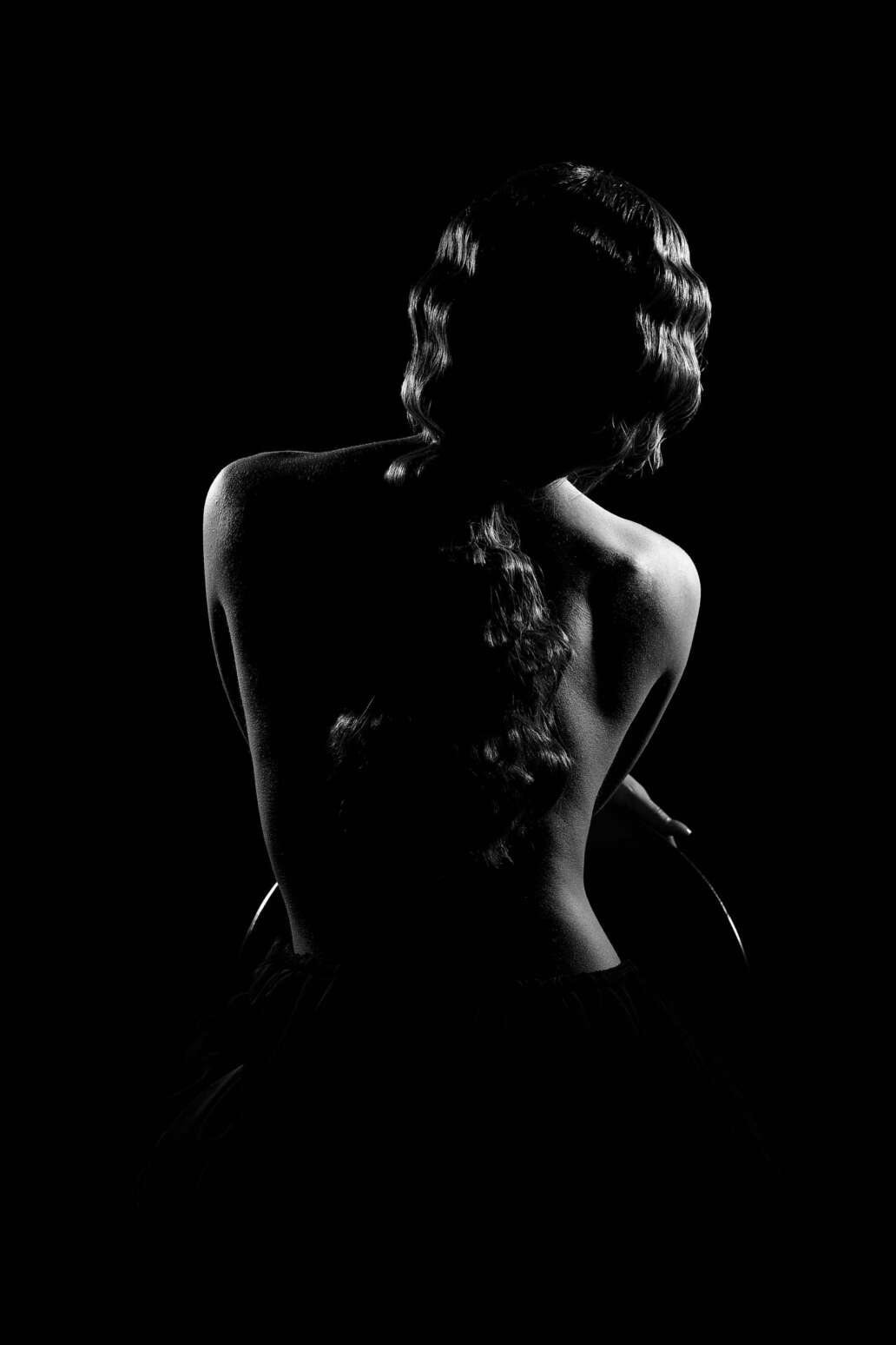 Fotograf de Fashion | Fotograf profesionist | Poze Alb Negru | Nud | Fotografie Erotica | Silueta | Studio Foto Bucuresti |